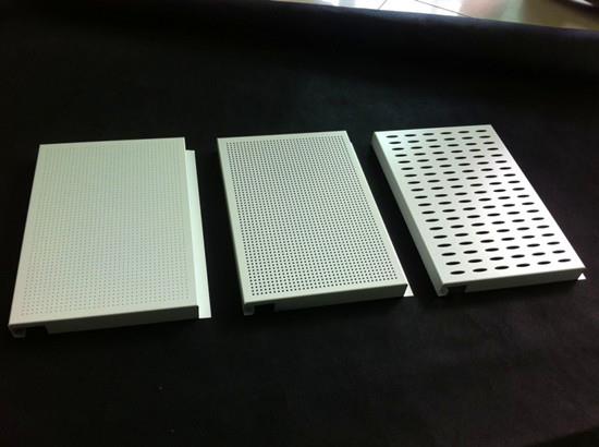 室內(nei)冲孔勾搭式(shi)铝單(dan)板